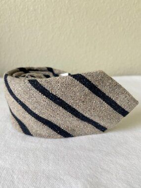 Isaac Mizrahi New York Ecru Necktie Business Formal 58”x 3"